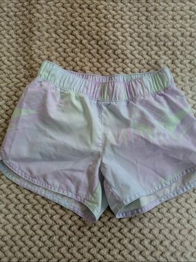 Girl's Old Navy Lavender and Mint Active Shorts Size Medium (8)